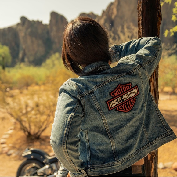 HARLEY DAVIDSON $120 Women's Essential Bar & Shield Denim Jacket - Medium Indigo - Picture 5 of 9